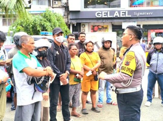 Sat. Polresta Jayapura Kota Himbau Tertib Lalulintas